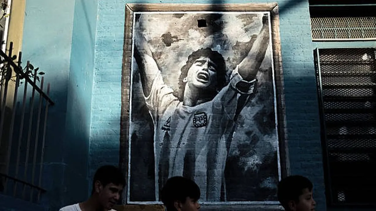 تهم بالقتل العمد.. هل يطيح 120 شاهداً بالفريق الطبي بسبب وفاة مارادونا؟